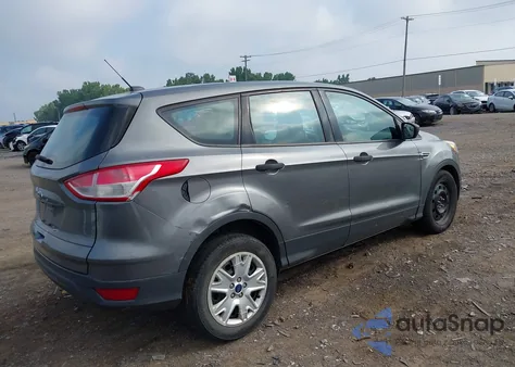 2014 Ford Escape S z USA, uszkodzony, nr VIN 1FMCU0F73EUC98951
